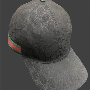 Black Gucci hat
